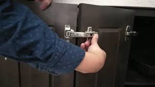 How to select the right hinge for a corner Lazy Susan cabinet, 135 degree or 165 degree.