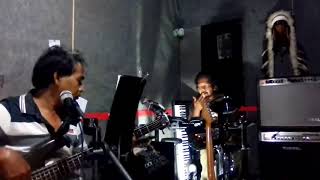 Download Edisi Latihan Tiara Band Lahat, Kasih - Boomerang Video MP3 Edisi Latihan Tiara Band Lahat, Kasih - Boomerang