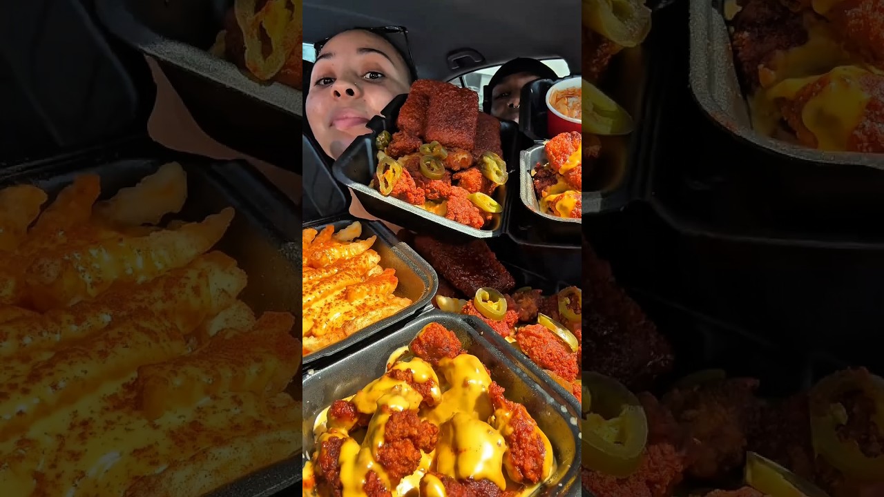 Dave’s Hot Chicken NEW Hot Honey Mozz Sticks 🤤 Food Review #shorts #daveshotchickenuk #asmr #mukbang