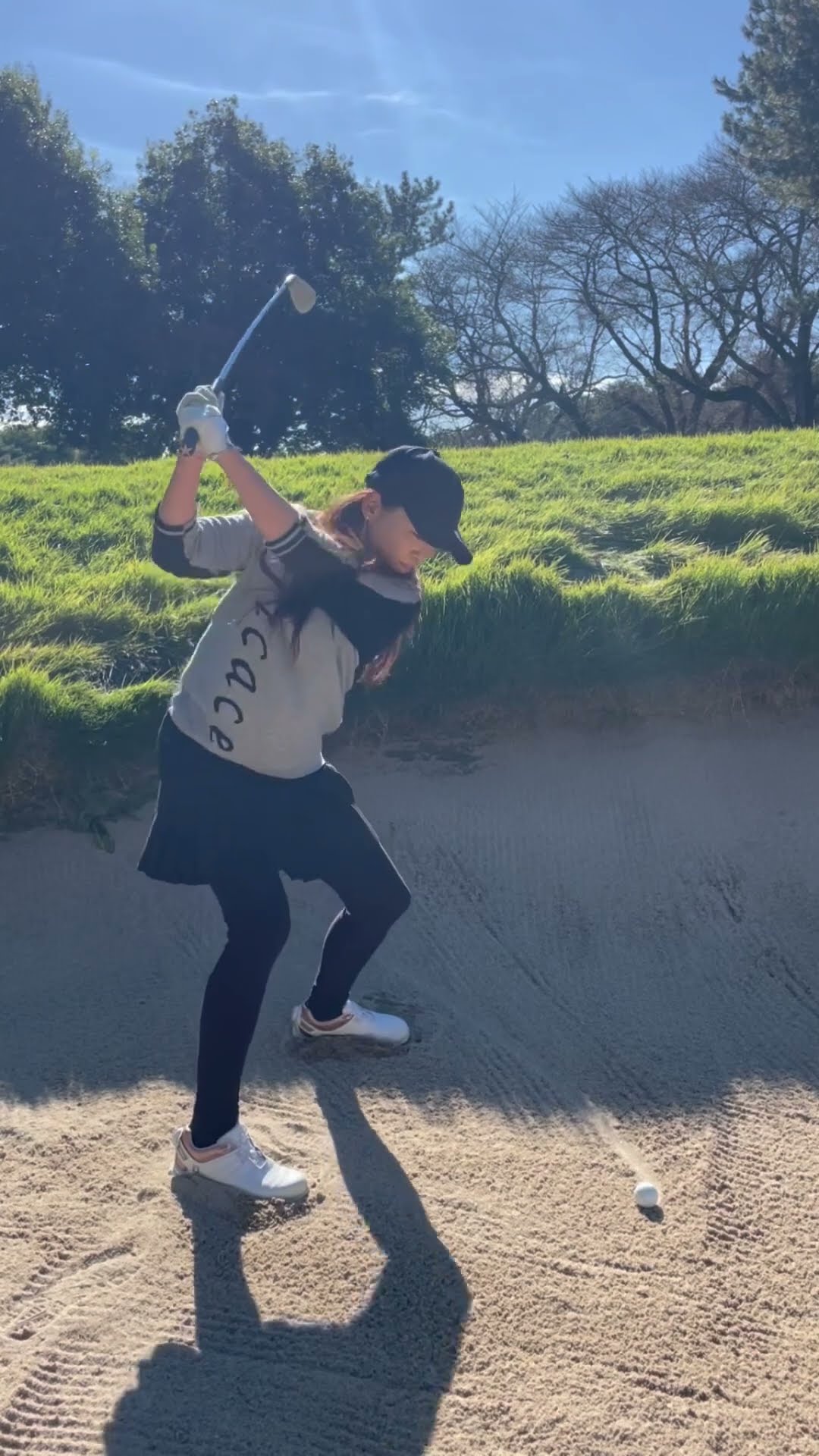 飛ばしたくないときはゆっくり振り抜く #golf