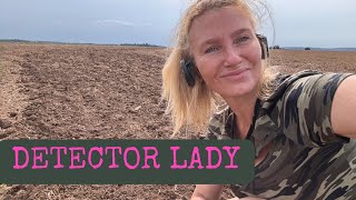 Roman Silver | Roman Quinarius | Half naked men in the field and my hangover | Detector Lady