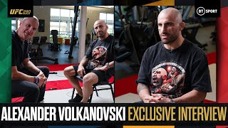 Alexander Volkanovski EXCLUSIVE 🇦🇺 'Dangerous' Yair Rodriguez, Lightweight, Logan Paul | #UFC290