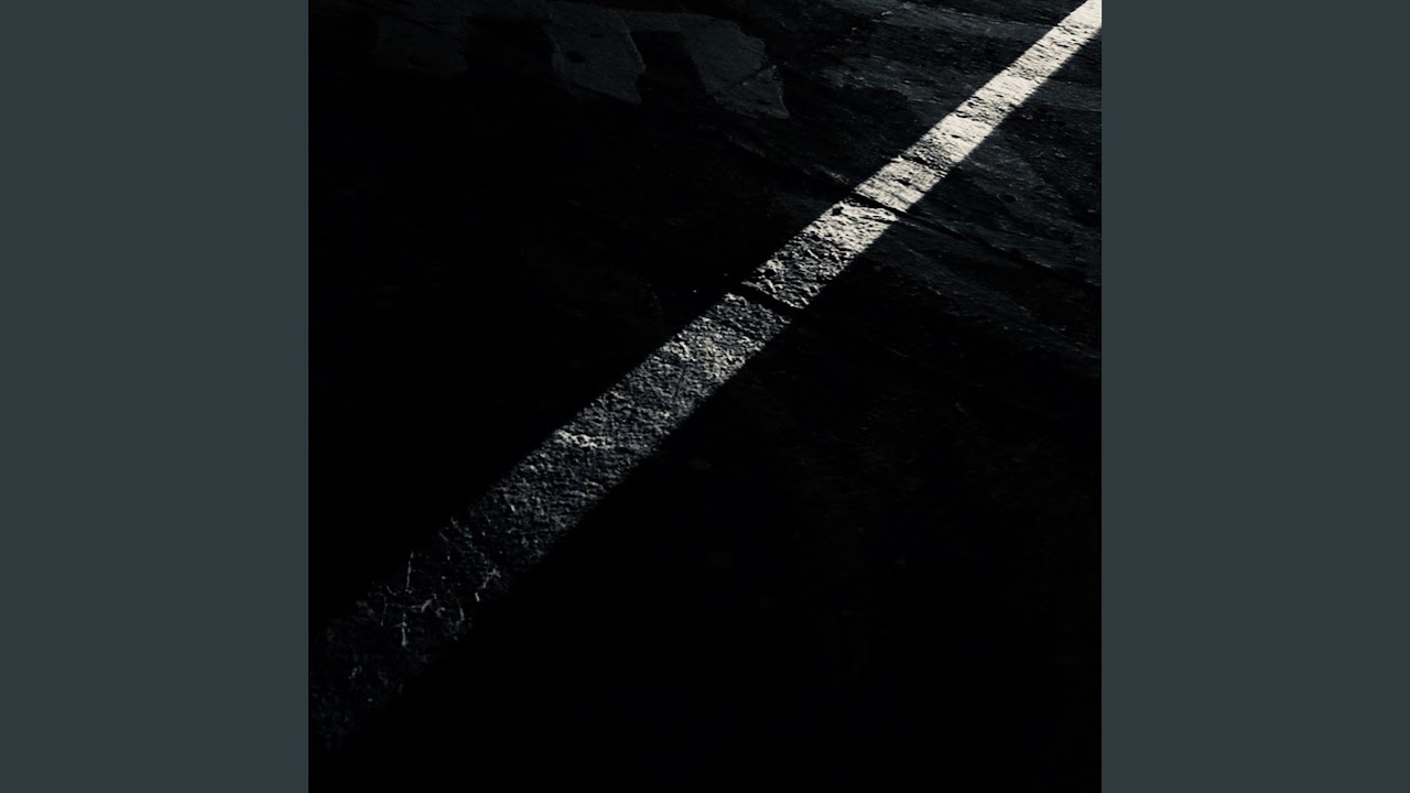 Sinker adlı videoyu YouTube'da izle Sinker adlı videoyu YouTube'da izle