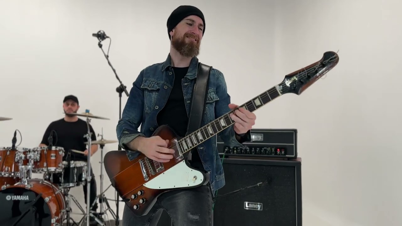 Crazy in Love -  Beyonce (Black Boxx Ft. Marina Damer)