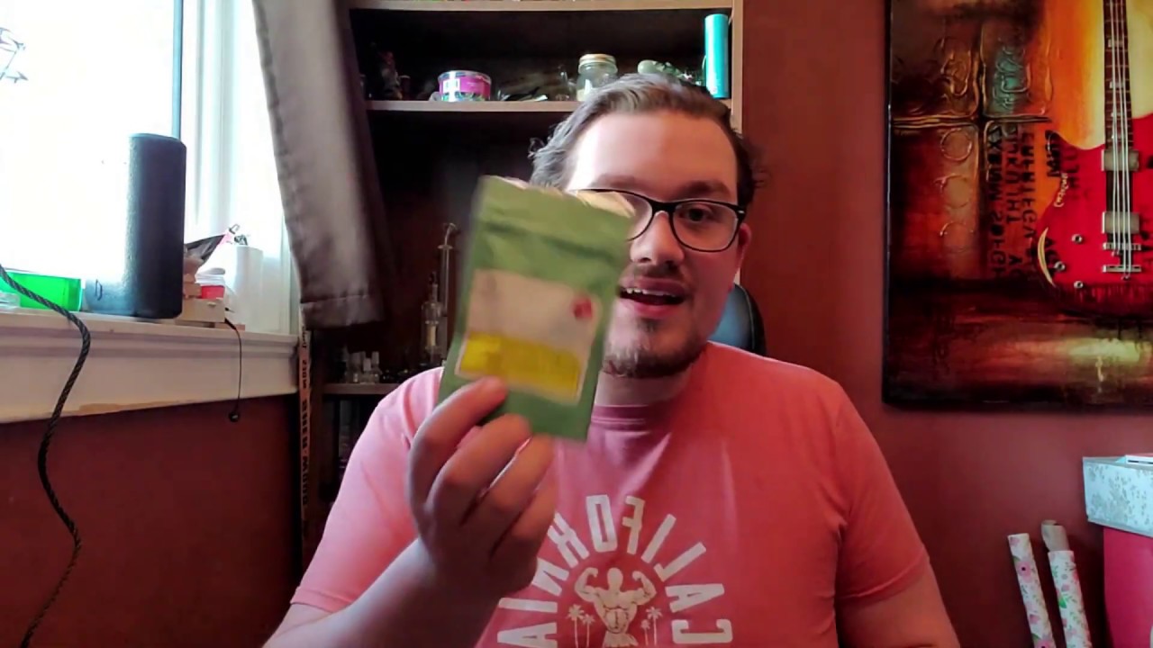 Black Widow by Emerald Health One Hitter Weed Review #51