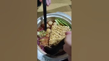 Đi ăn mì cay
