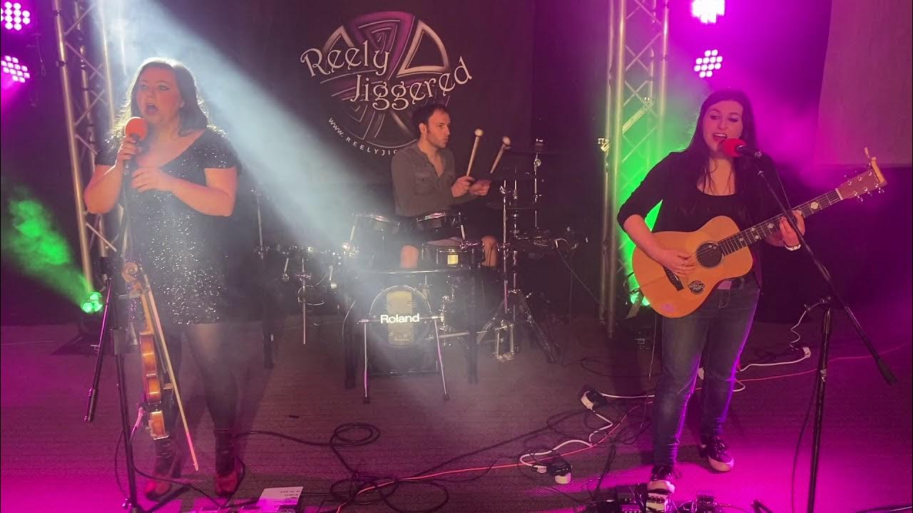 scottish-folk-rock-band-reely-jiggered-folk-alliance-unlocked-gig