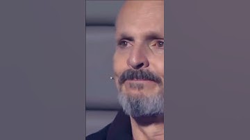 Thumbnail of @monicanaranjooficialchile hace llorar a @OficialMiguelBose  cantando Si Tu No Vuelves  #short