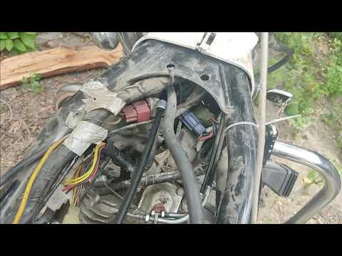 Как разобрать Yamaha XVS400 Drag Star перед регулировкой клапанов