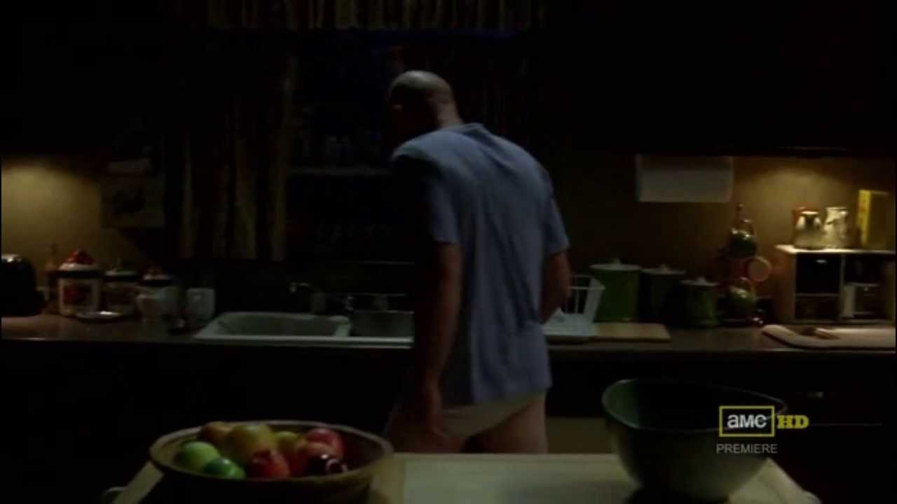 Breaking Bad Walt Pees In The Kitchen Sink