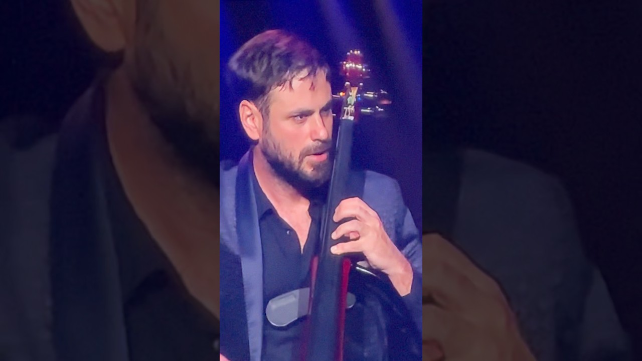 Hauser plays Game of Thrones Main Title Theme at O2 Arena, London #hauser #hausercello #shorts