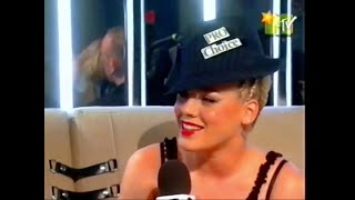 P!nk - Interview (Europe Awards, 2003)