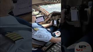 Heavy 747 landing (Full👇Video)