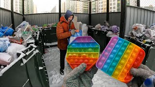 Как я зарабатываю лазая по мусоркам Питера ? Dumpster Diving RUSSIA #18