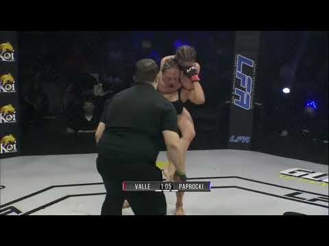 Valle vs Paprocki Standing Rear Naked Choke BLACKOUT WMMA