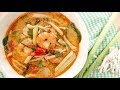 Tom Yum Goong Recipe (Creamy Style!) ต้มยำกุ้งนำ้ข้น | Thai Recipes