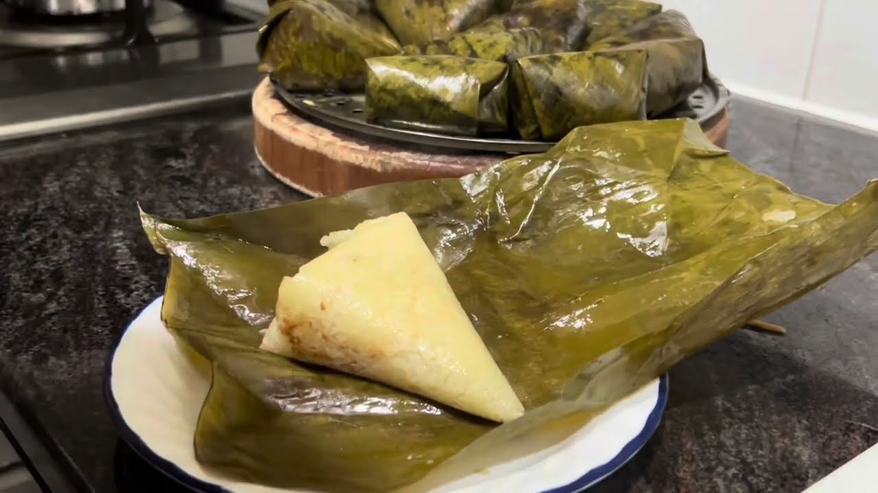 How To Cook SUMAN MALAGKIT | Filipino Kakanin Recipe