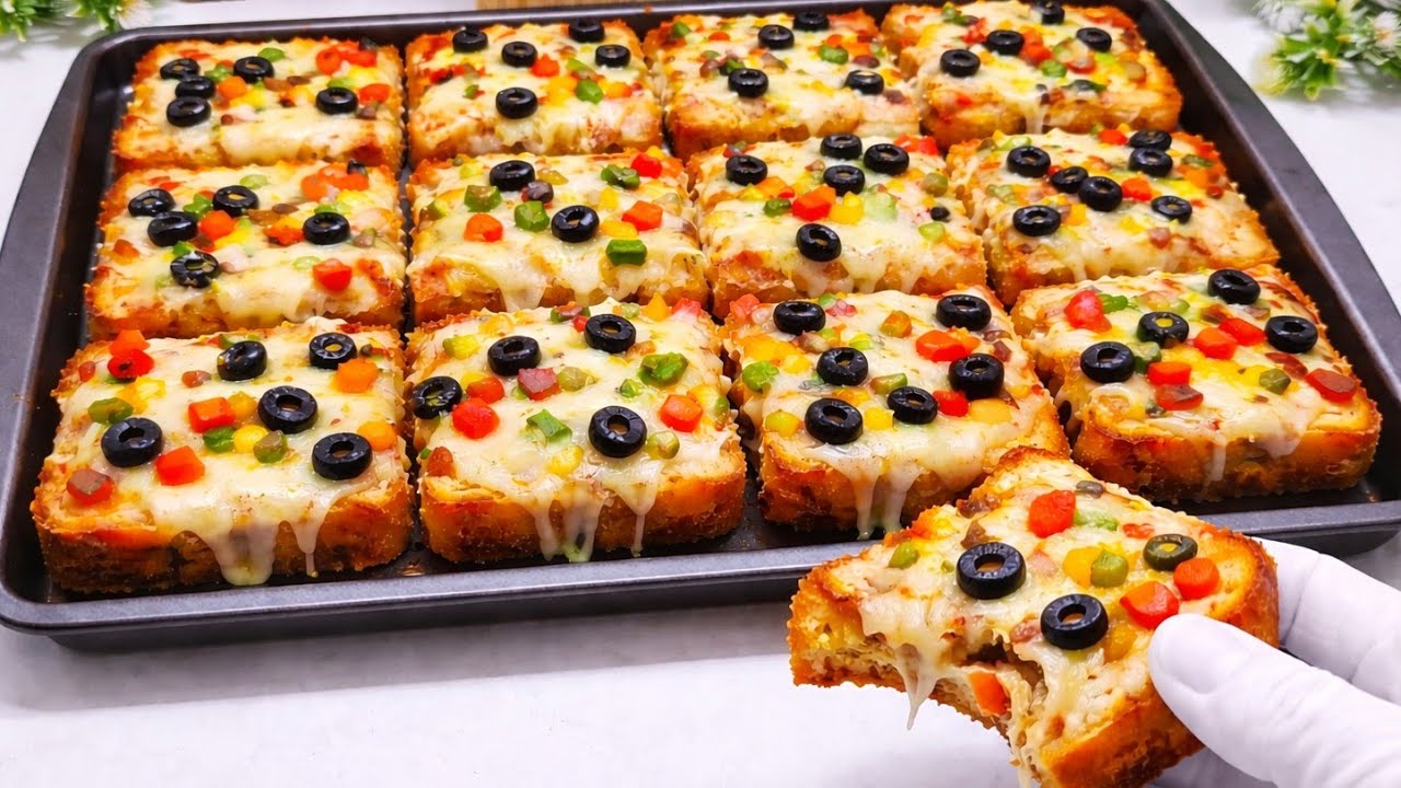 بلا عجينة وبلا تمارة بلا صداع رأس😱أسهل وأسرع وألذ بيتزا بخبز طوست سهلة وسريعة واقتصادية كتجي لذيذة 😋