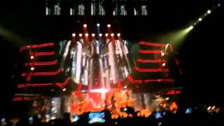 Britney Spears - Gimme More (Live) @ Montpellier (21.10.2011)