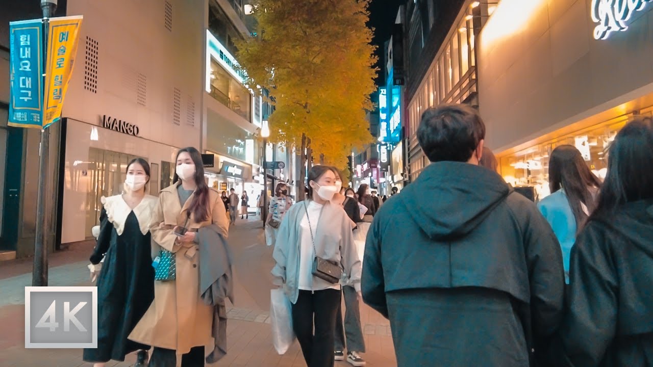 [4K] Autumn Saturday Night Walk Around Daegu Station Feeling Very Happy With Many People