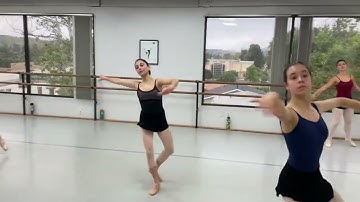 Ballet Class with Lisa | Learn Balanchine technique at Cuizon Ballet Centre.