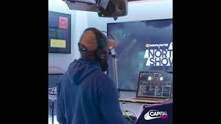 Stonebwoy Disgrace Ghana in the UK As He runs out of Words During Freestyle on Live Radio.