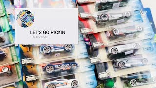 LET’S GO PICKIN AND START A NEW YOUTUBE CHANNEL...
Went picking and found some great deals on Acceleracers and more. Oh and we started a new pickin channel called LET’S GO PICKIN here’s the link.https://www.youtube.com/channel/UCGtyfYW5ui2w1zh3GI_MCfg LET’S GO PICKIN AND START A NEW YOUTUBE CHANNEL...