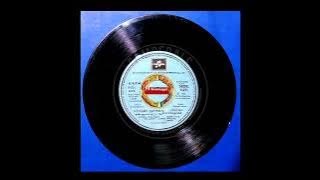 S.Janaki_Mambuttiya Tholula Vachi_Ullathil Kuzhanthaiyadi(1978)_மம்புட்டிய தோளுல வச்சி