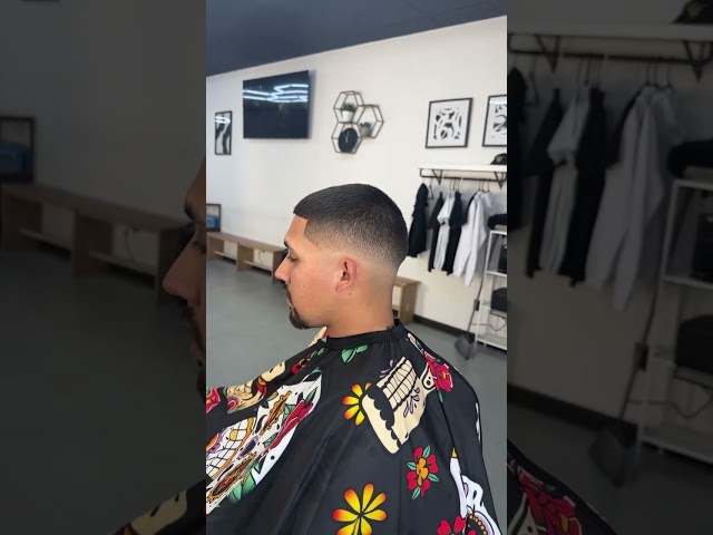 Mid Bald Fade #barber #barbertutorial #shorts #barbershopconnect #hairstyles #barberhaircut #hair