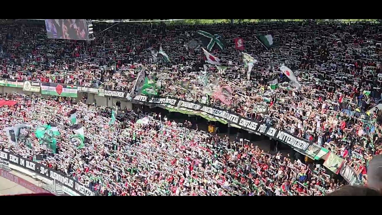 Hannover96 Fans singen die Hymne live im Stadion