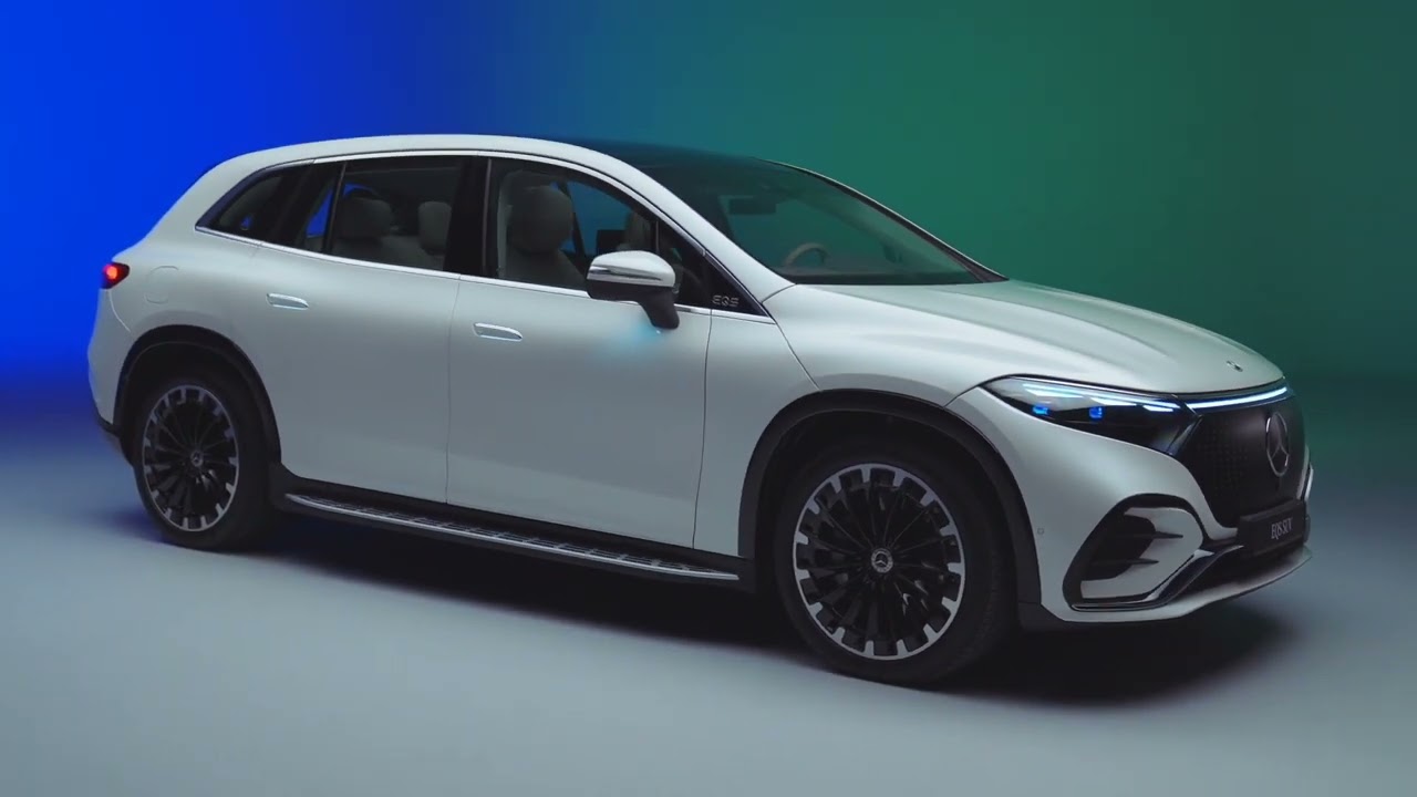 The new Mercedes EQS Design Preview in Studio