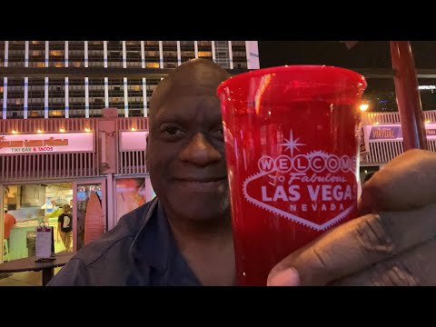 Las Vegas Live On The Best Day Of My Life - Great People Here Says This Oakland Vlogger