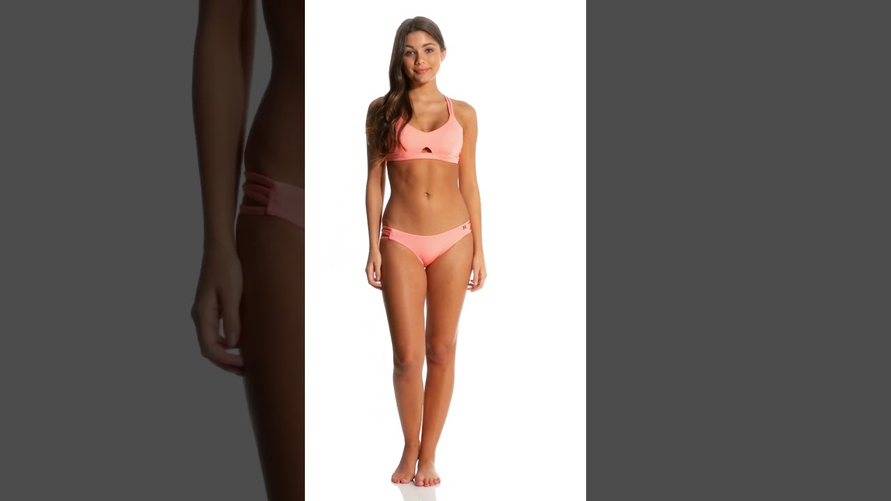 Youtuber Bikini