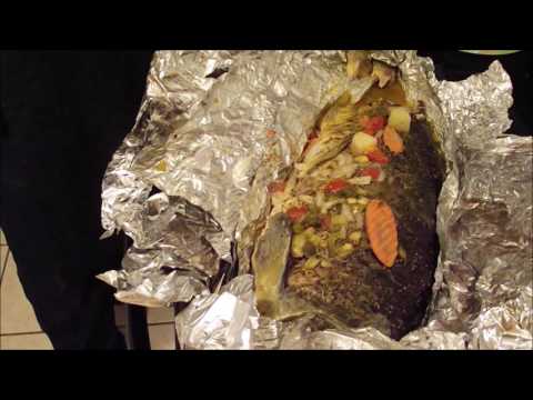 Video: Cómo Cocinar Carpa Con Relleno De Champiñones