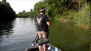 Pêche du Black bass en texan en HD