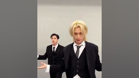 🐺&🐥#sclass #sclasschallenge #felix #chan #kpop #skz #skzshorts #straykids #sclass_dance