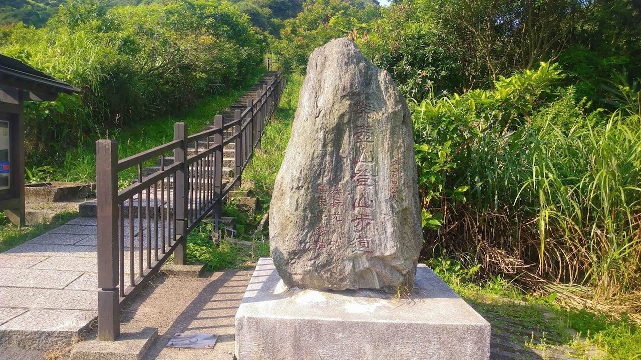 往事甭提起 伴奏男key