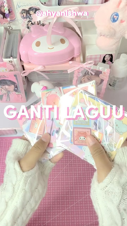 packiingg orderan photocard ahyaa🎠🪄 #packing #packingorders #shorts #fyp #photocard #kpop ✨🎀