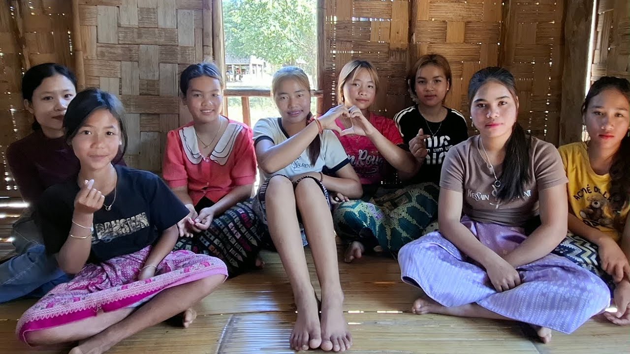 24 กุมภาพันธ์ 2026 รวมตัวสาว ชนเผ่าบลู พร้อมลูกครึ่งผู้ไท#มันคนเดินทาง #ชนบทลาว 