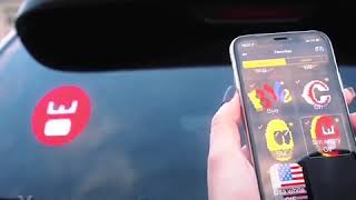 Displaying emojis on your screen car screenshot 2