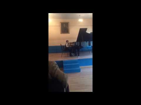 მე-10 მუსიკალური სკოლის 9 აპრილის დღისადმი მიძღვნილი კონცერტი