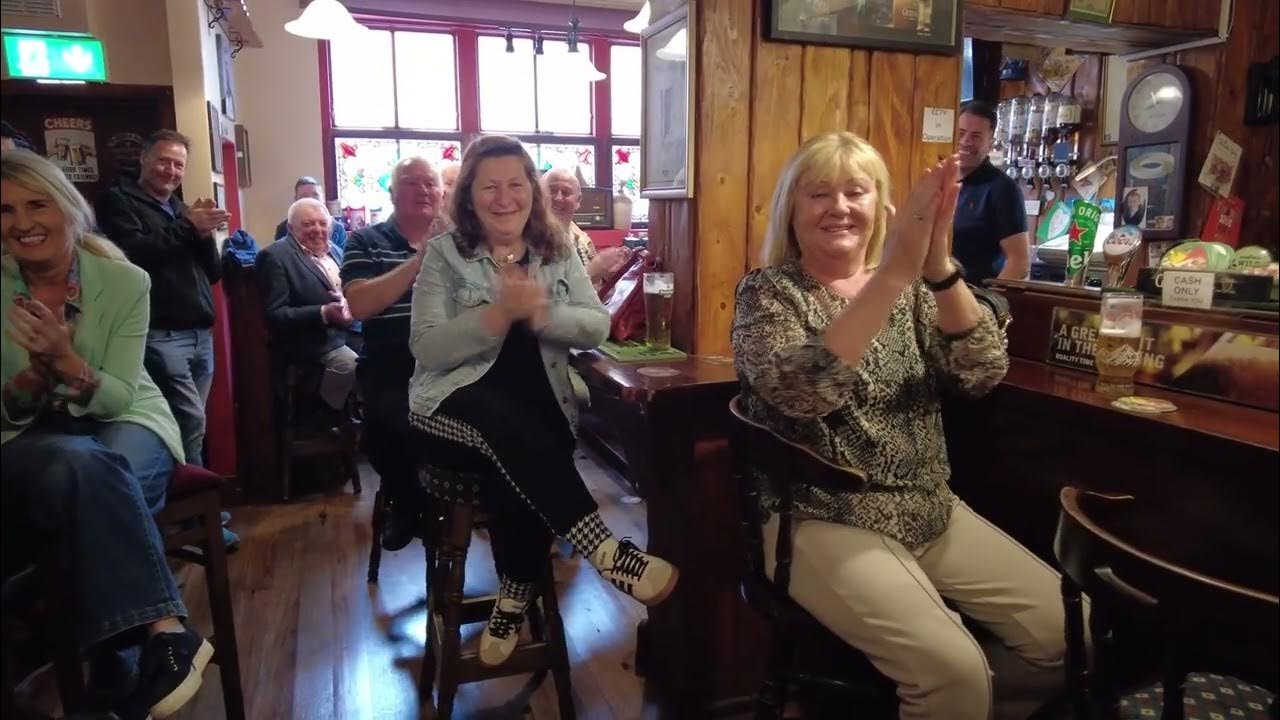 A Night of Irish Tradition at Earley’s Pub, Sligo – Music, Song, Dance & Storytelling A Night of Irish Tradition at Earley’s Pub, Sligo – Music, Song, Dance & Storytelling