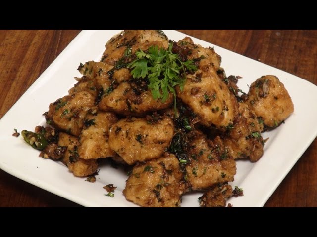 Stir Fried Garlic Chicken With Coriander