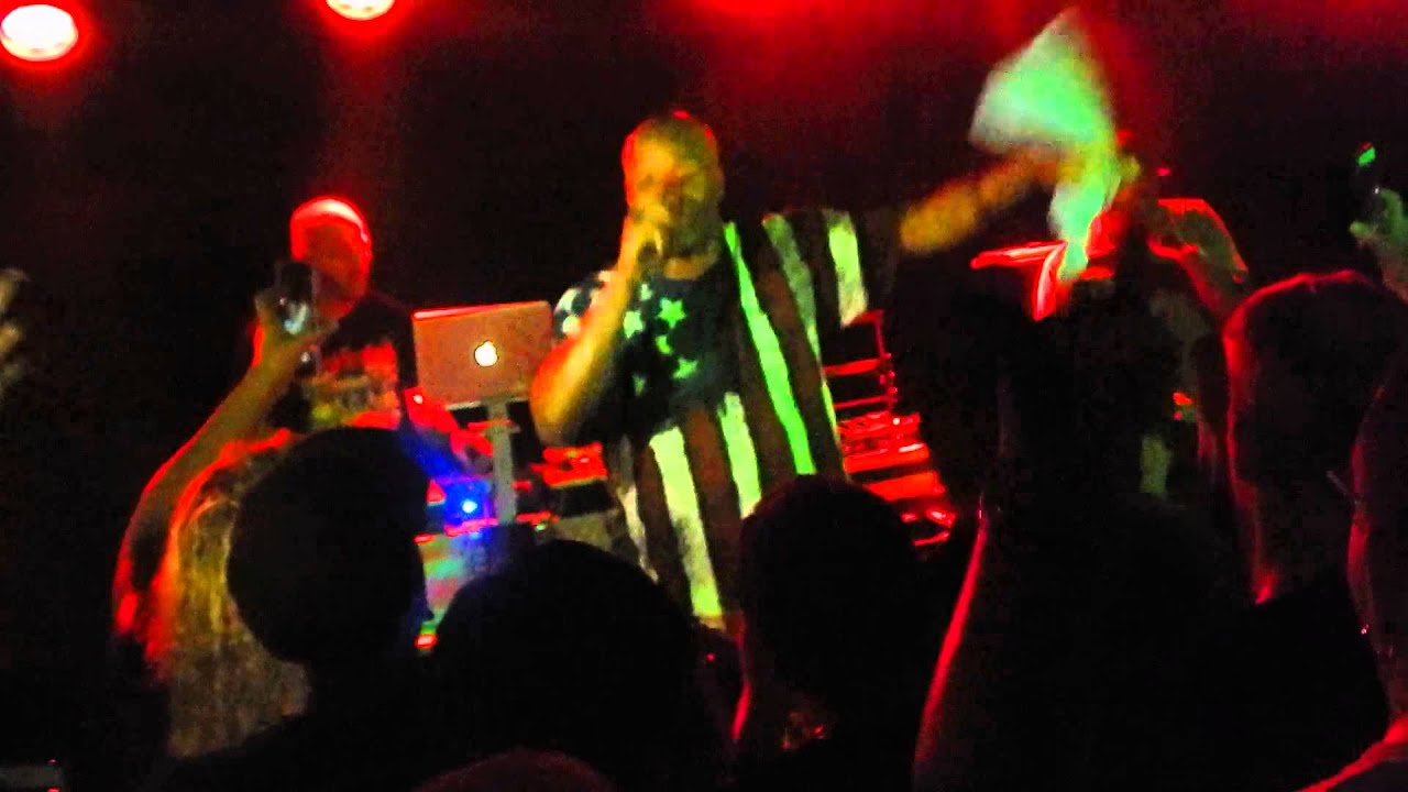 my minds playing tricks on me geto boys scarface my minds playing tricks on me geto boys scarface