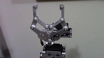 Brazo robot 6 grados de libertad con servos MG996R