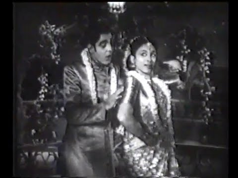  Yaalum Kuzhalum Kooteeswaran Full Movie Song