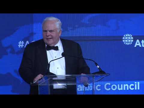 2019 Distinguished Leadership Awards - Frederick W. Smith, CEO of FedEx