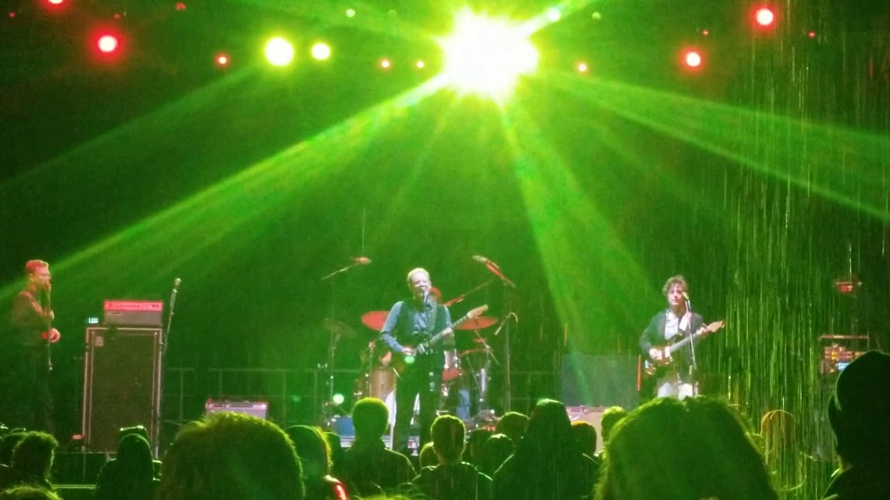 camera iphone 8 plus apk Deer Tick 