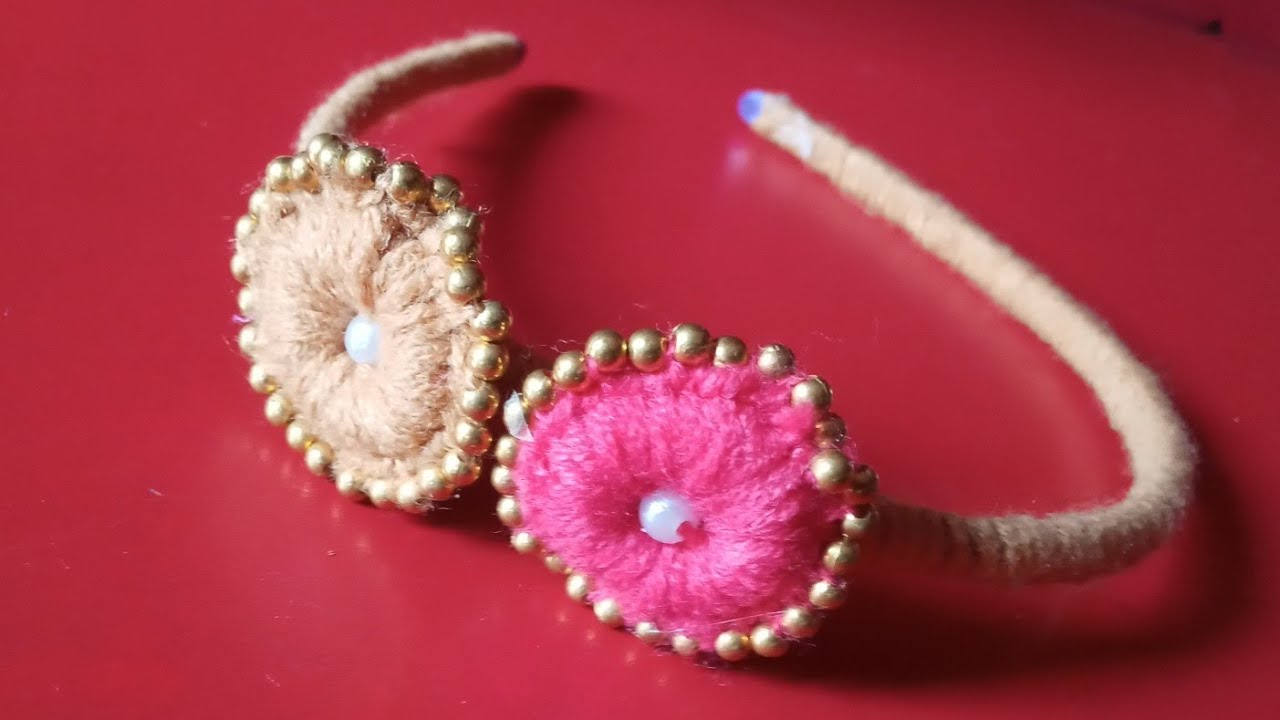 How to make hair band with woolen 🌼🌼উল দিয়ে সুন্দর চুলের ব্যন্ড🎀