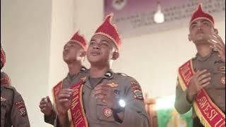 Alfa omega Taakan mampu berdiri